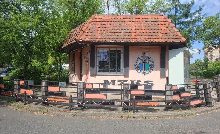 lokal na sprzedaż - Głogów, Chrobry